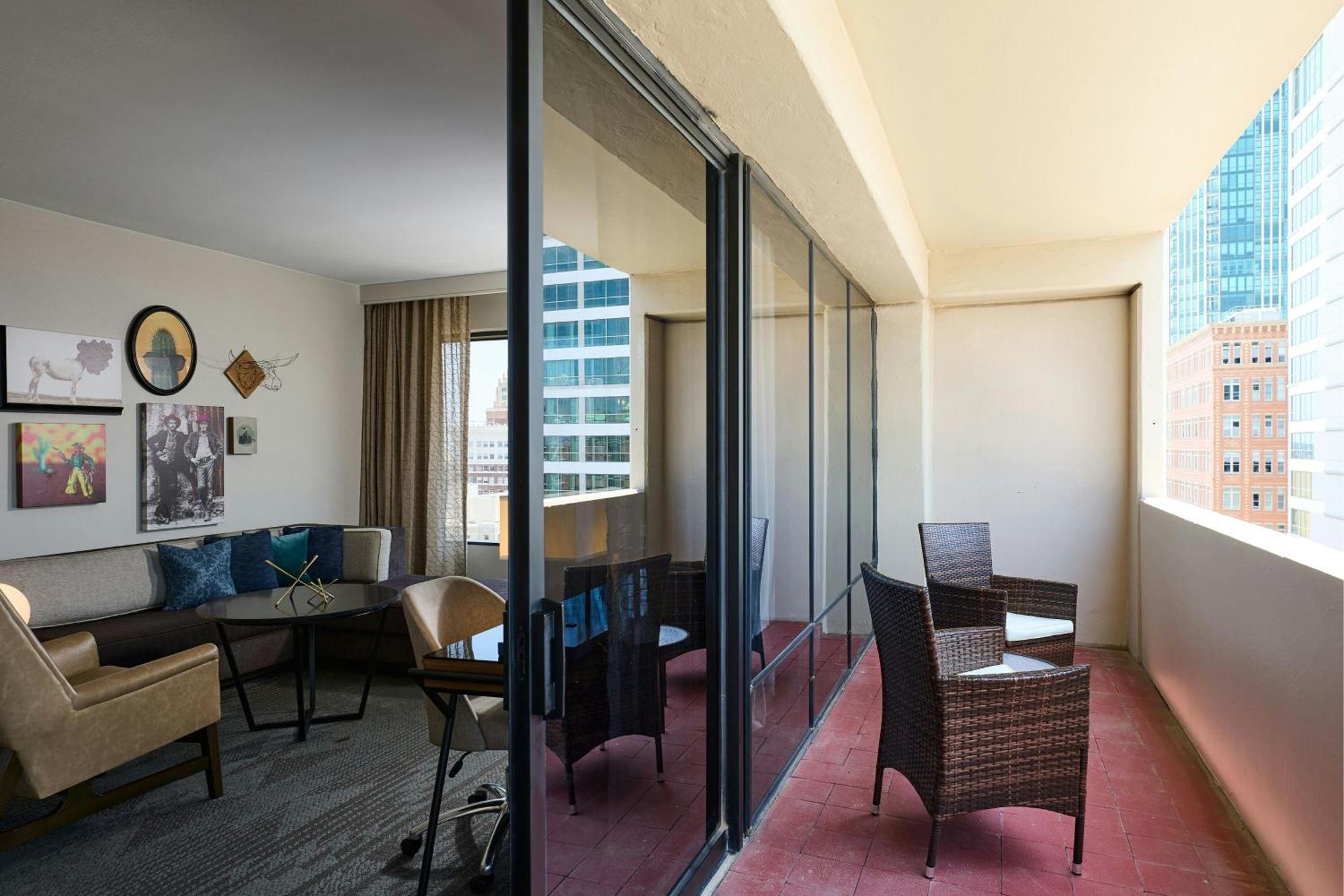 The Worthington Renaissance Fort Worth Hotel Exterior photo
